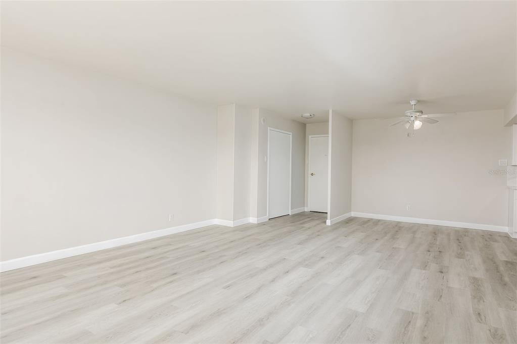 10355 Paradise Boulevard - Photo 17