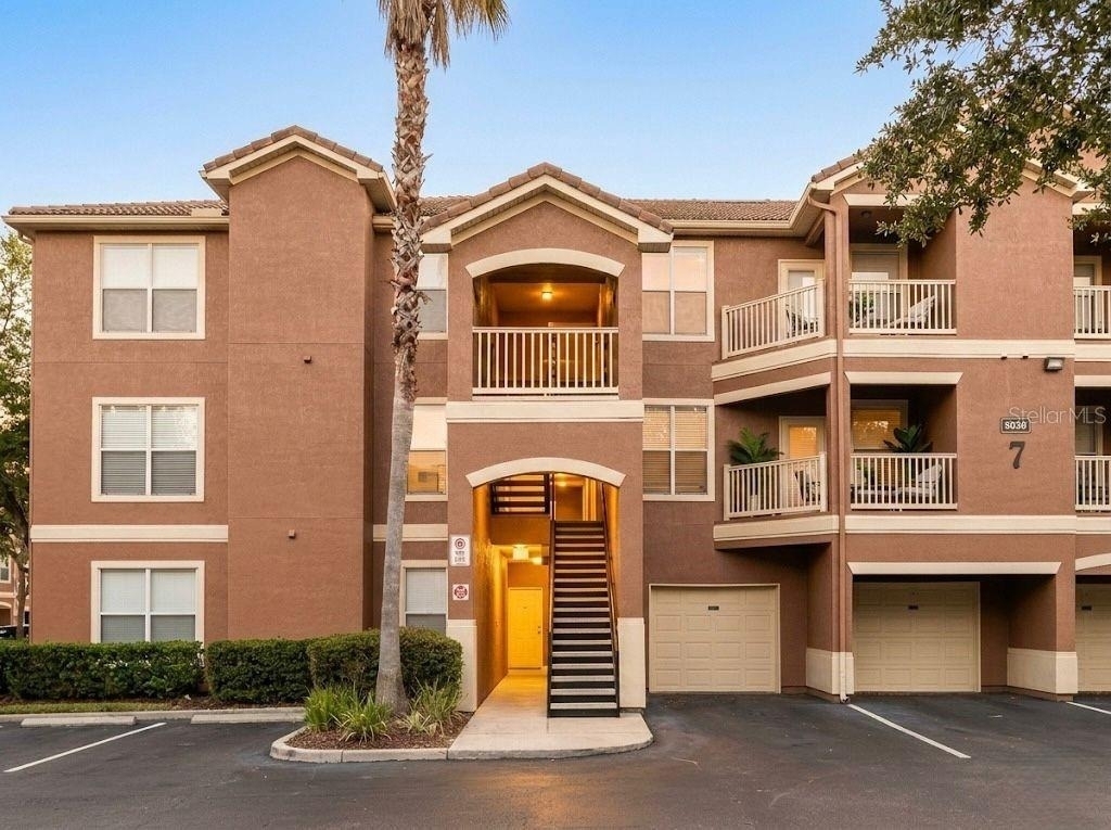 8836 Villa View Circle - Photo 0