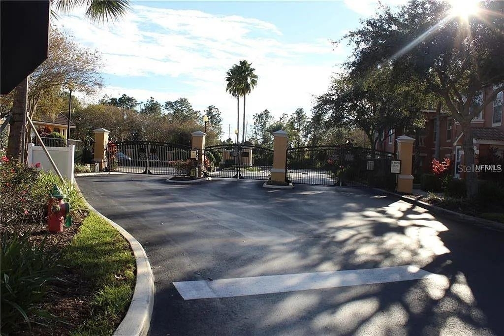 8836 Villa View Circle - Photo 30