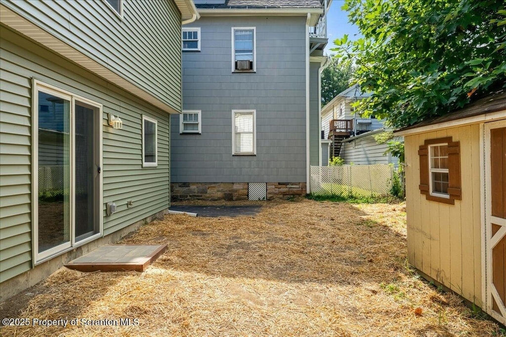 820 822 Delaware Street - Photo 31