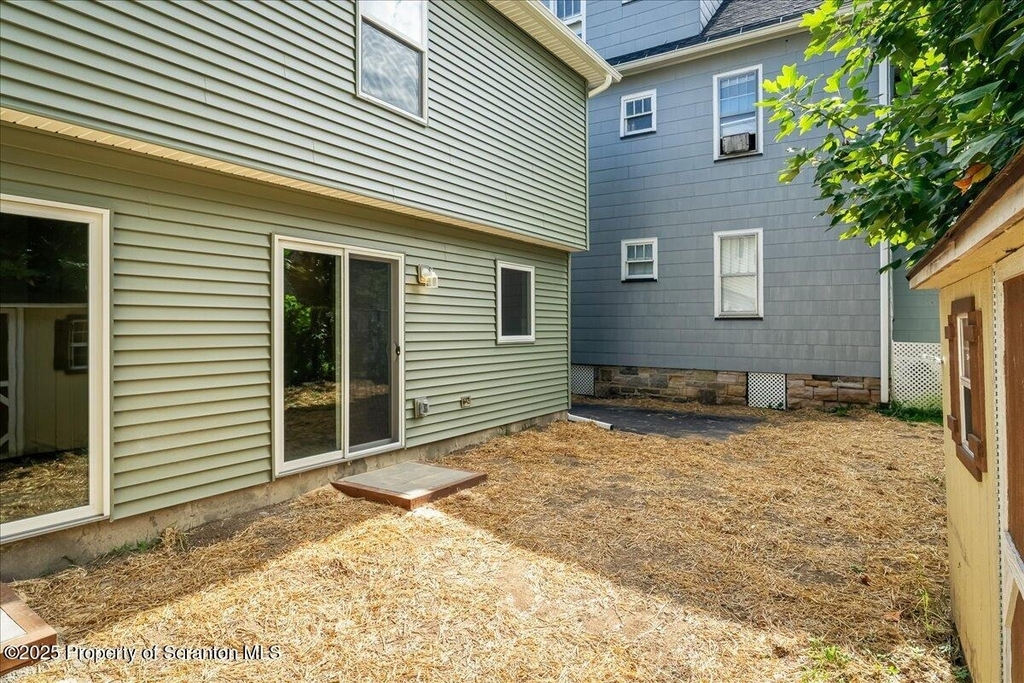 820 822 Delaware Street - Photo 32