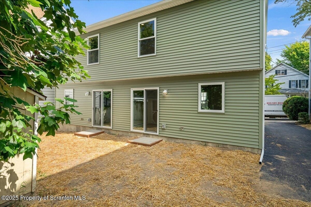 820 822 Delaware Street - Photo 33