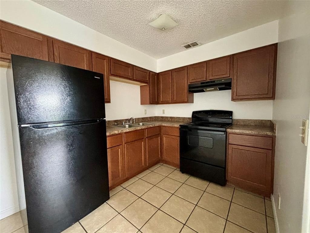 503 N Lanier Avenue - Photo 2