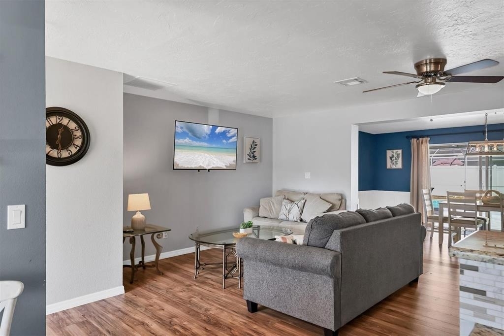 3425 Fairview Drive - Photo 5