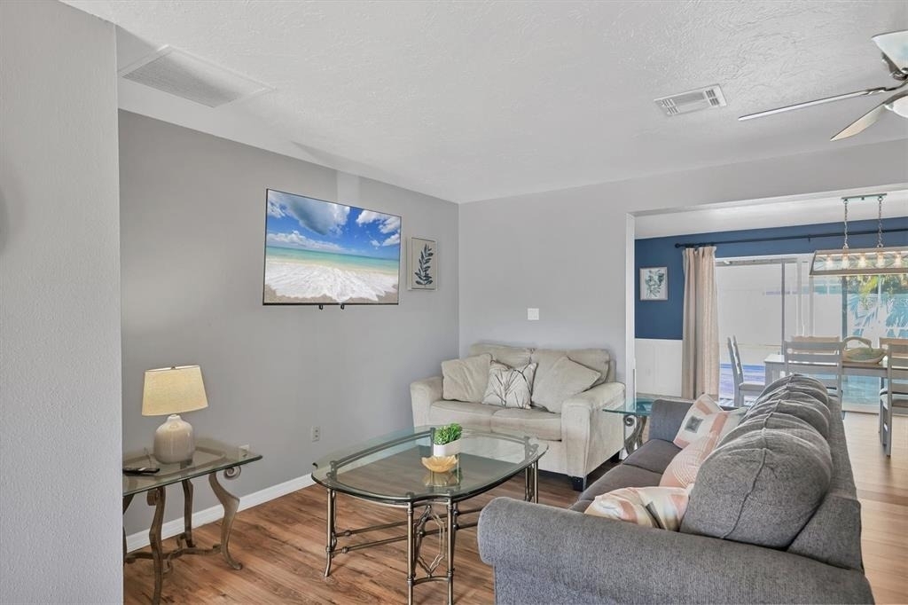 3425 Fairview Drive - Photo 4