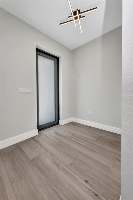 1327 Wesley Drive - Photo 4