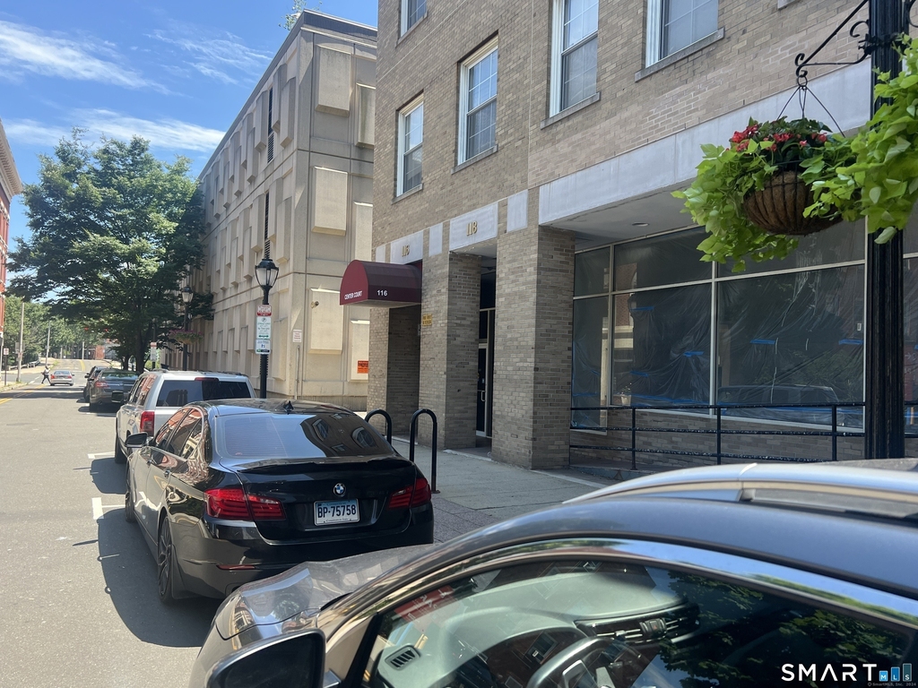 124 Court Street - Photo 4