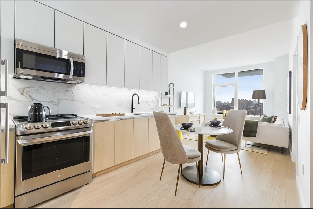 Linden Blvd - Photo 1