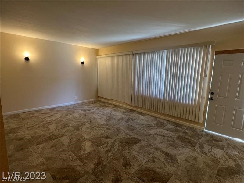 539 E Saint Louis Avenue - Photo 3