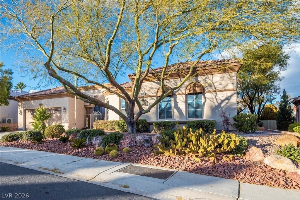 10534 Mandarino Avenue - Photo 1