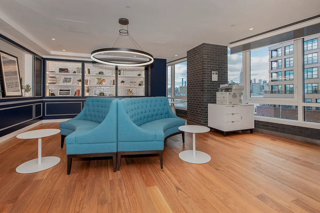21 India Street - Photo 18