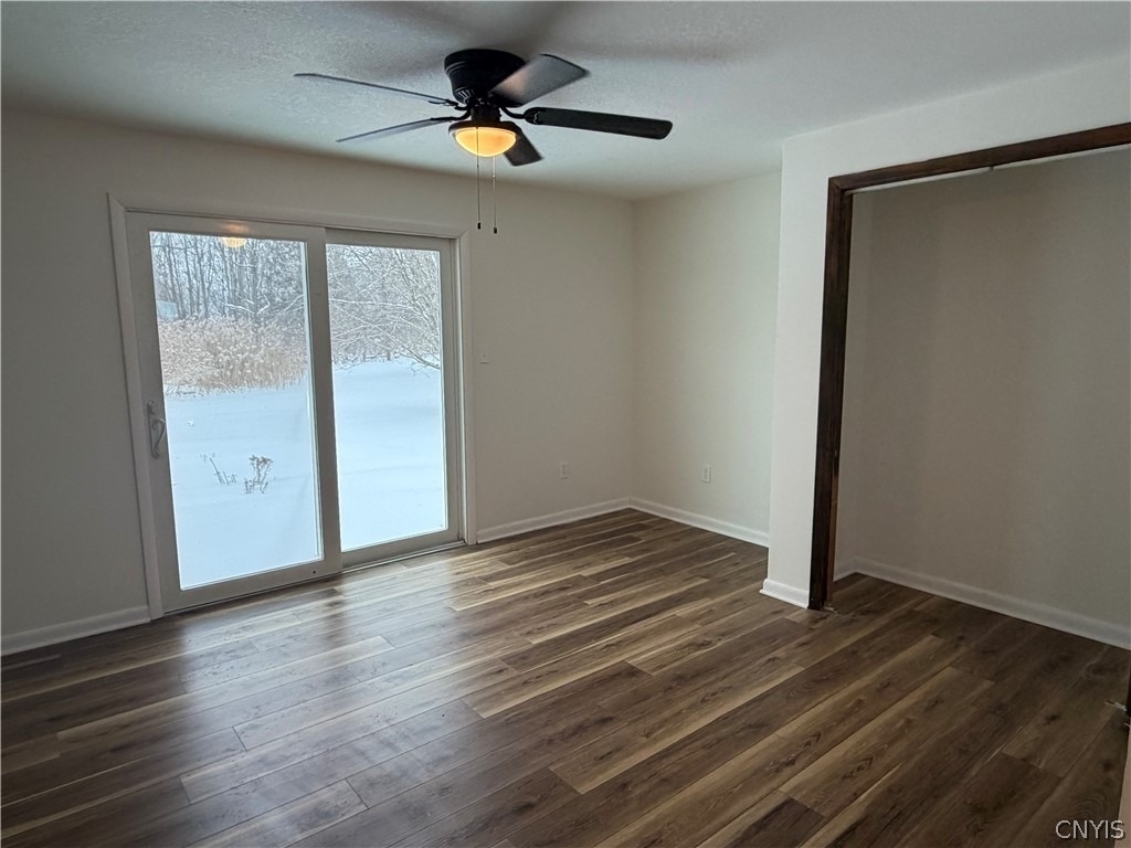 8587 Caughdenoy Road - Photo 5