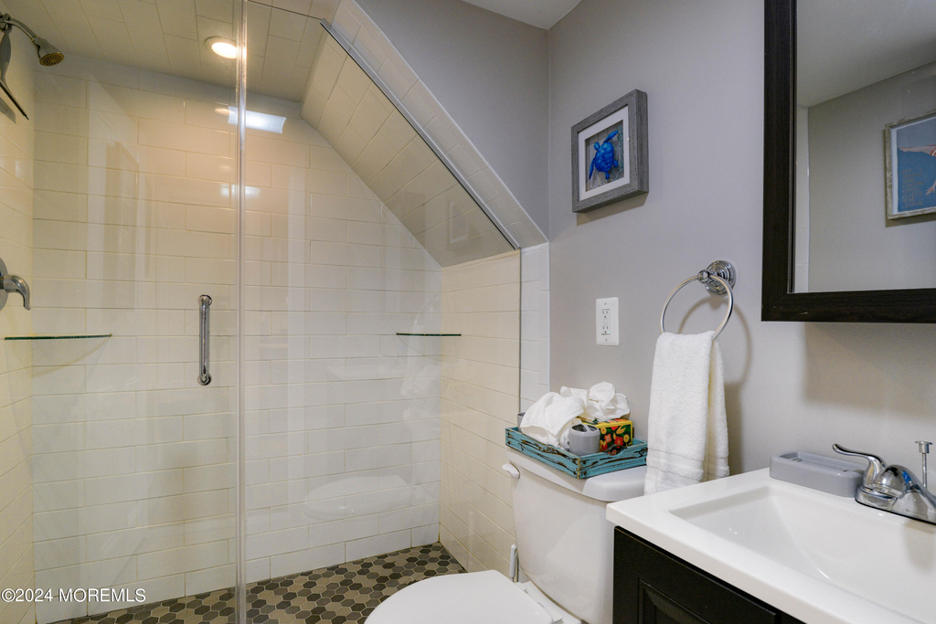 19 Webb Avenue - Photo 12