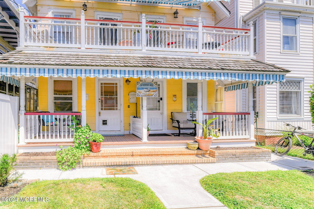 19 Webb Avenue - Photo 2