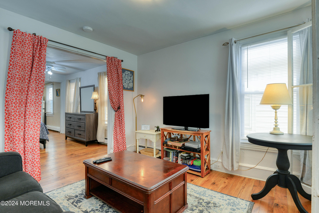 19 Webb Avenue - Photo 5