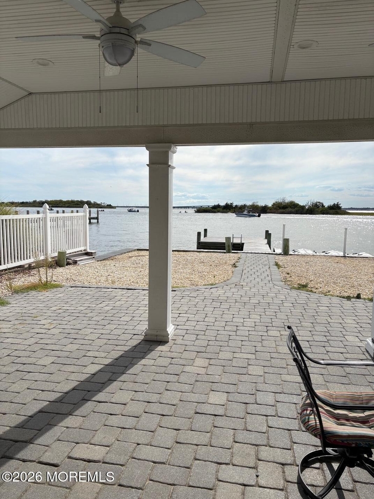 11 W Harborside Drive W - Photo 1