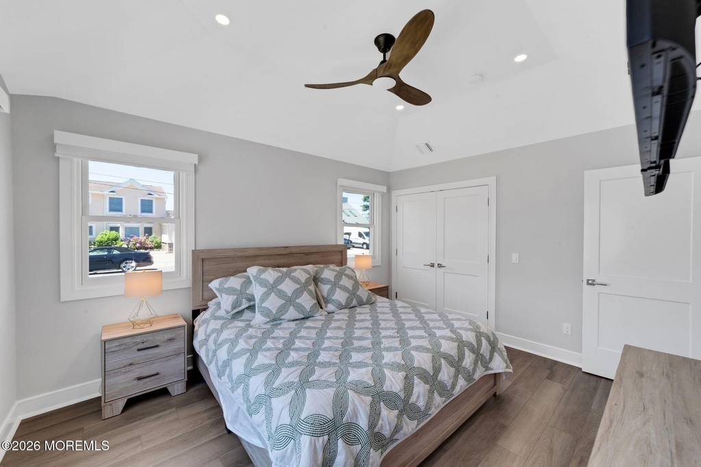 347 Bay Lane - Photo 33