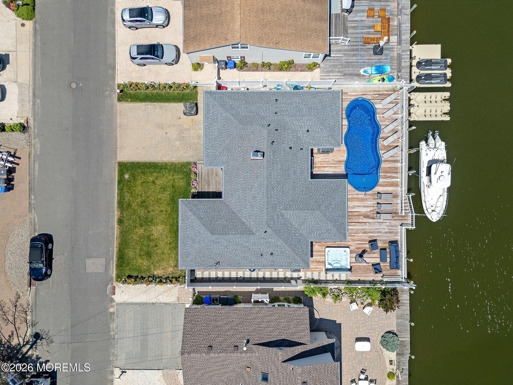 347 Bay Lane - Photo 4