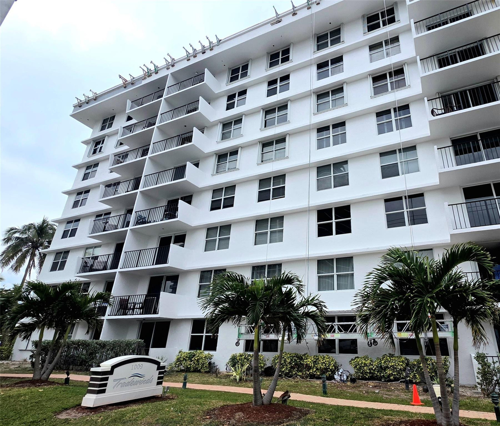 1009 N Ocean Boulevard - Photo 0