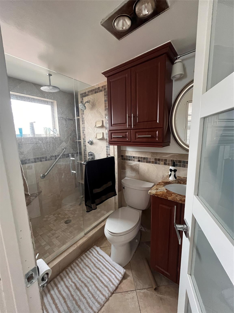 400 Golden Isles Drive - Photo 8