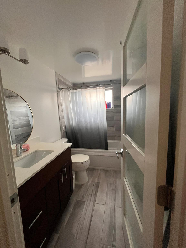 400 Golden Isles Drive - Photo 9