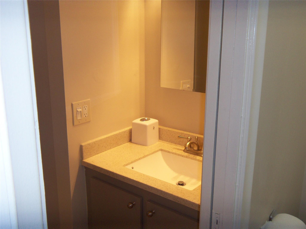 1800 N Andrews Avenue - Photo 18