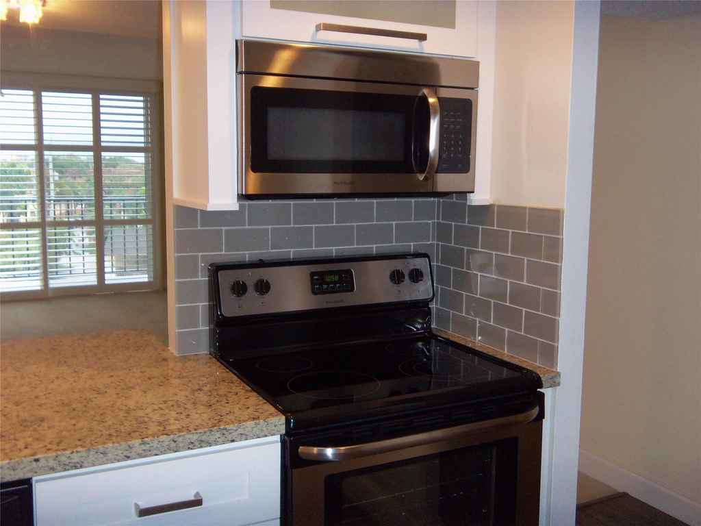 1800 N Andrews Avenue - Photo 8