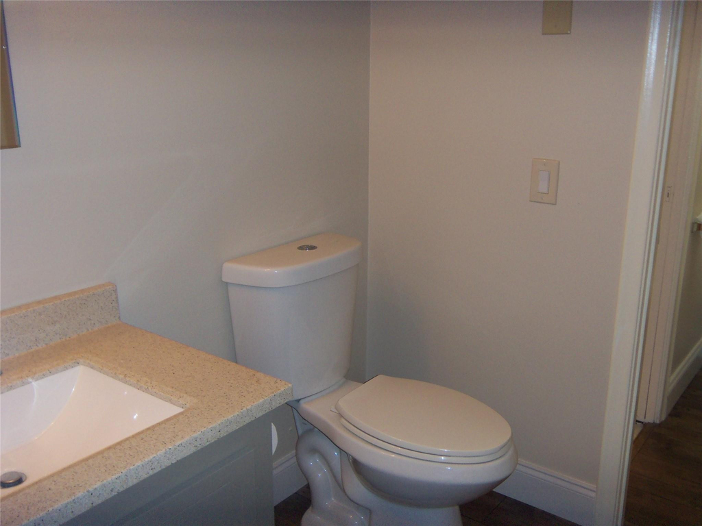 1800 N Andrews Avenue - Photo 4