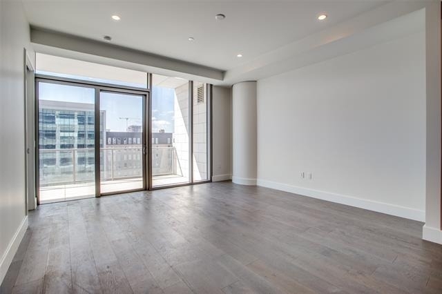7901 Windrose Avenue - Photo 11