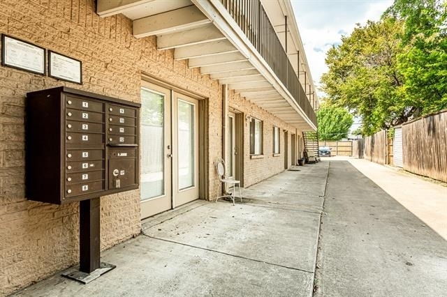 4931 Junius Street - Photo 24
