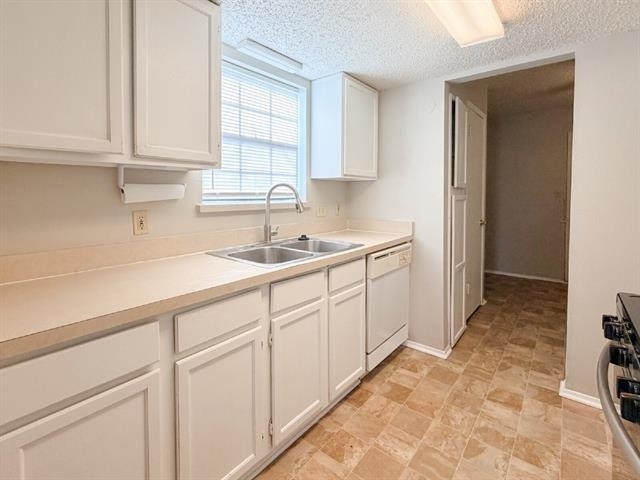 333 Charles Street - Photo 7