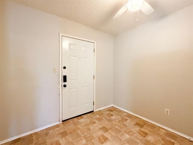 333 Charles Street - Photo 8