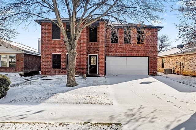2256 White Oak Drive - Photo 0