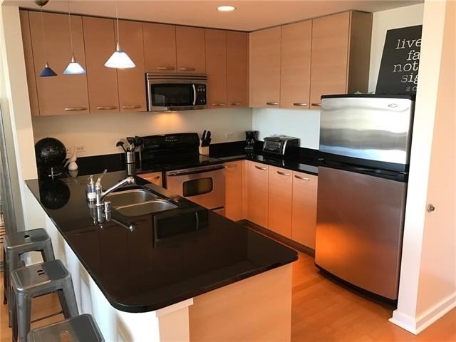 1200 Main Street - Photo 2