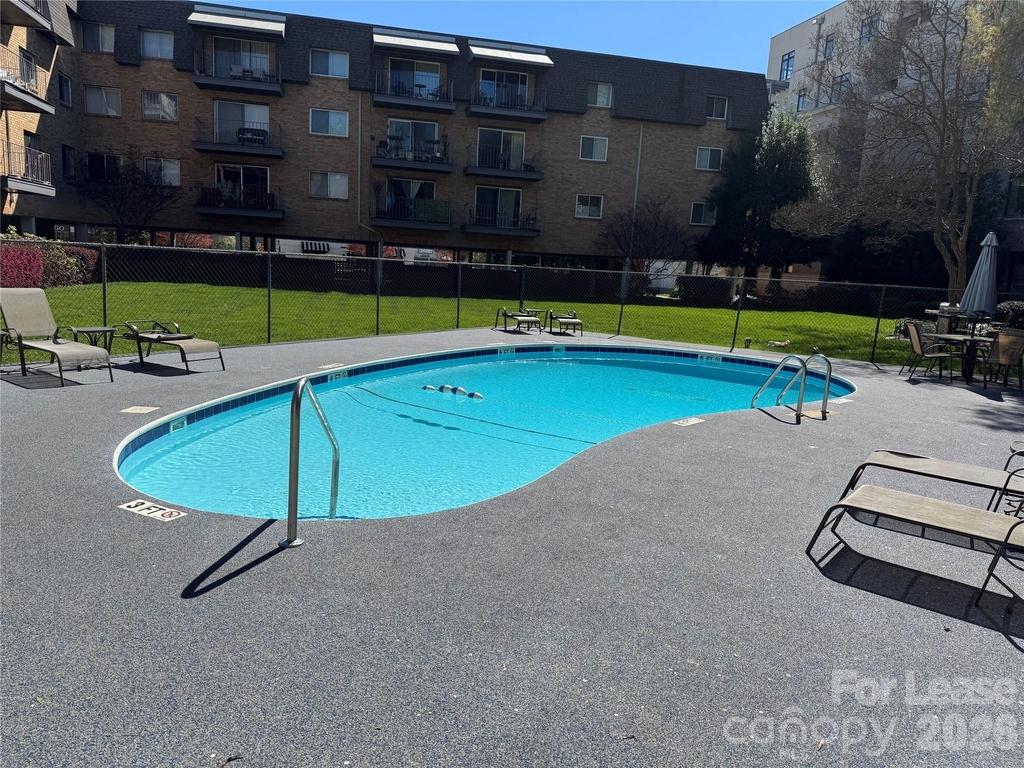 1323 Queens Road - Photo 40