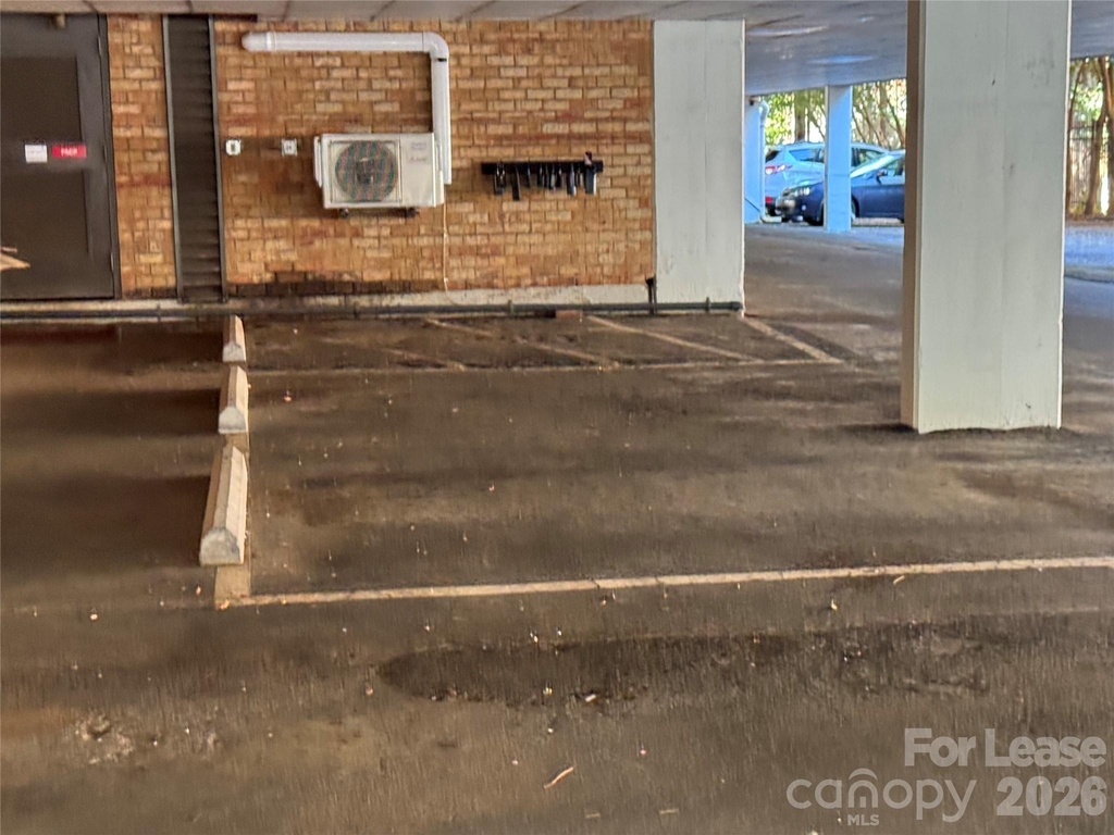 1323 Queens Road - Photo 44