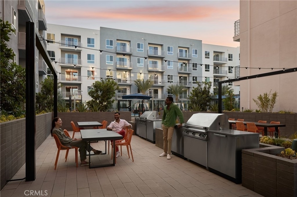 21010 Erwin Street - Photo 8