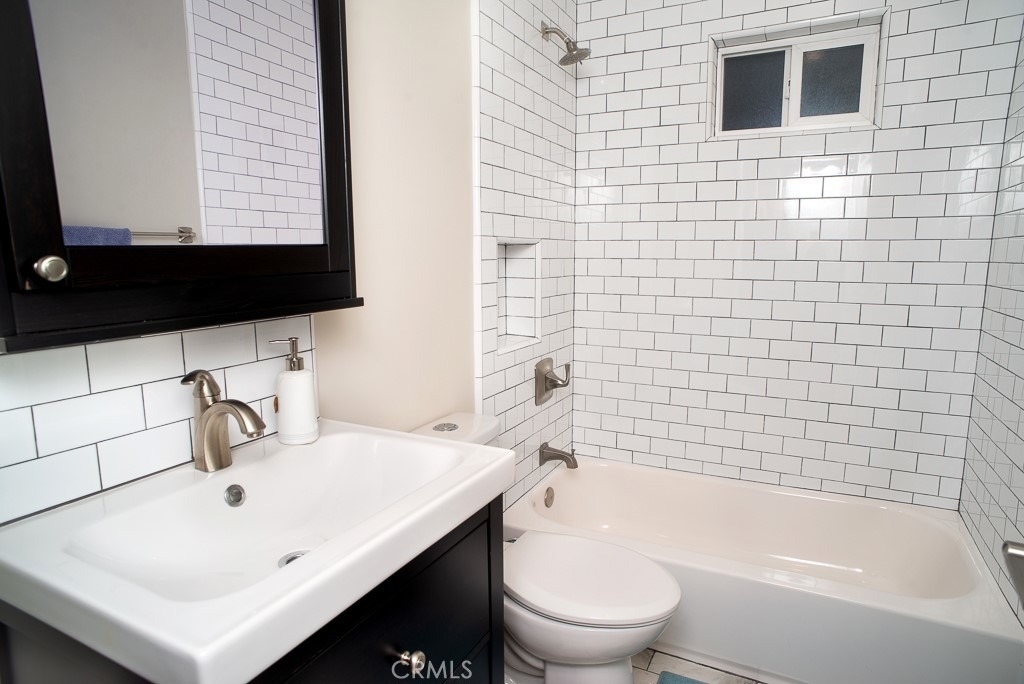 6458 Hanna Ave - Photo 12
