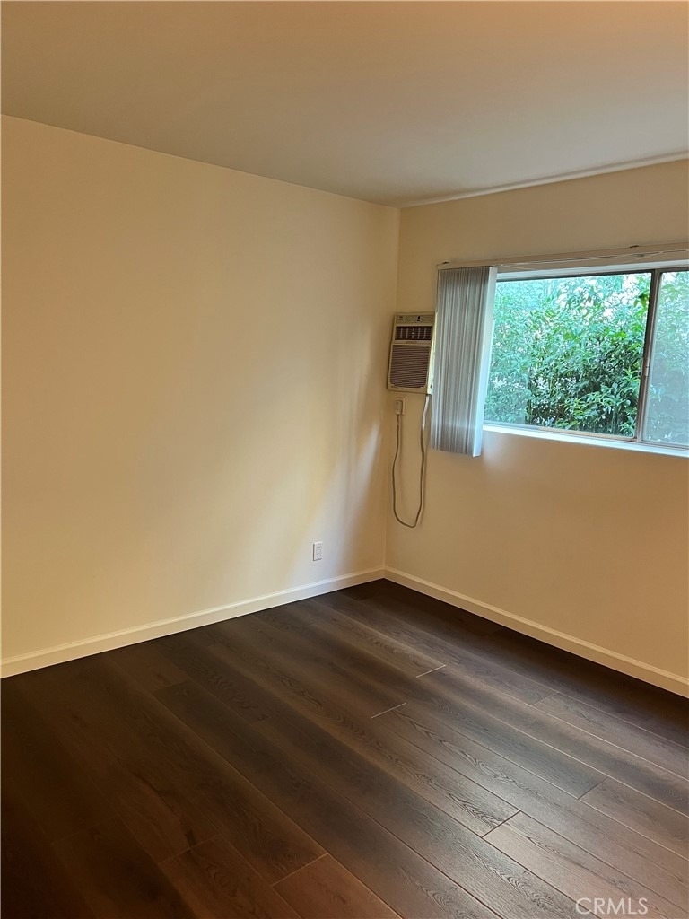 4653 Fulton Avenue - Photo 3