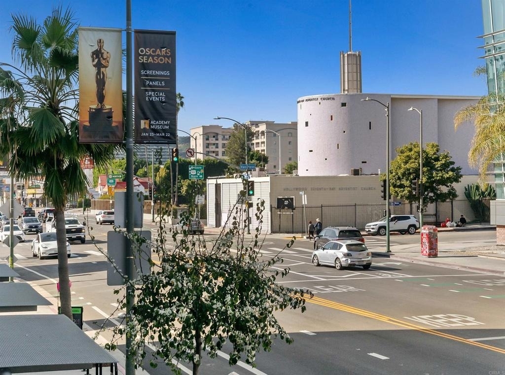 5750 Hollywood Boulevard - Photo 38