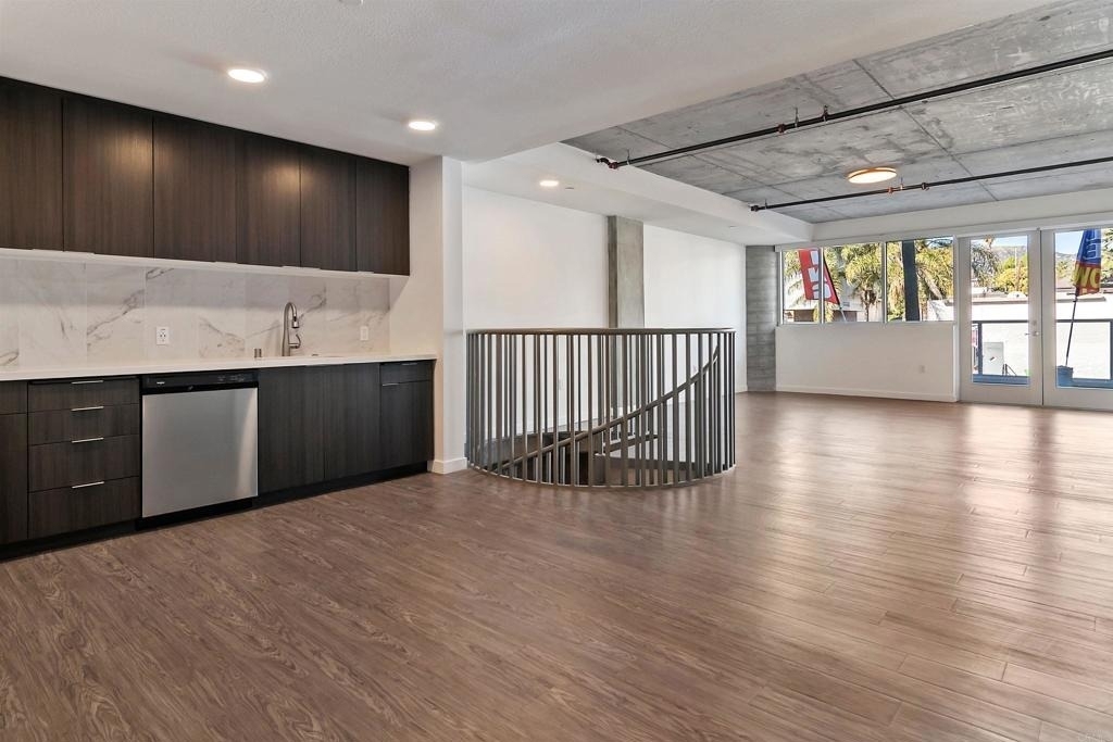 5750 Hollywood Boulevard - Photo 11
