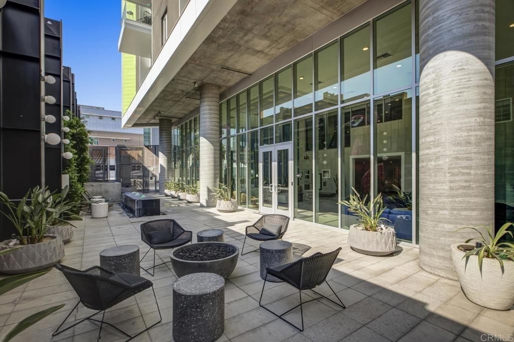 5750 Hollywood Boulevard - Photo 51