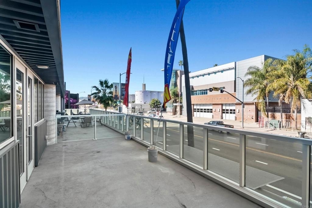 5750 Hollywood Boulevard - Photo 8