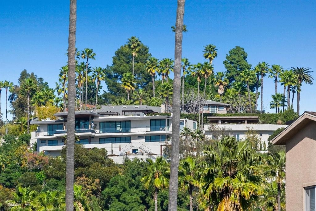 5750 Hollywood Boulevard - Photo 39