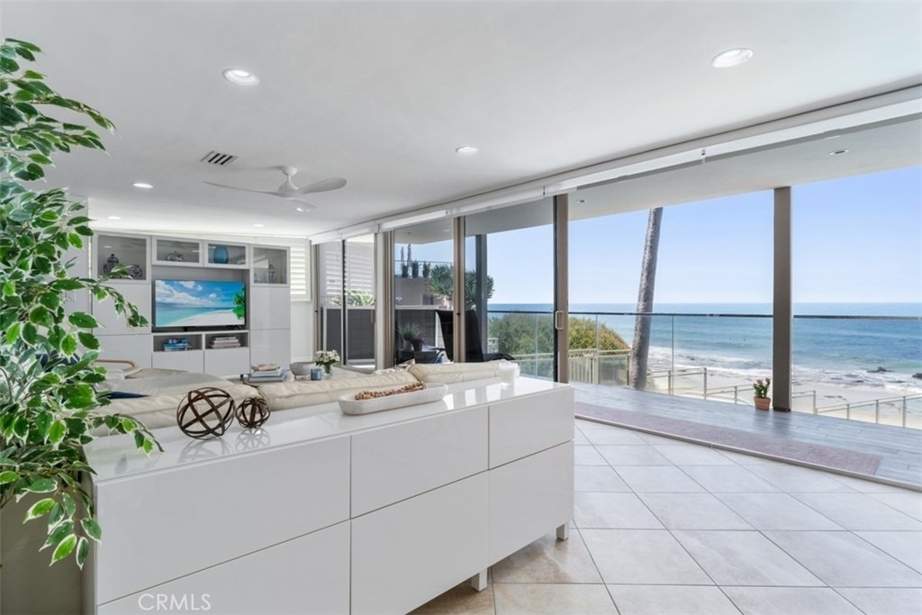 1585 S Coast - Photo 11