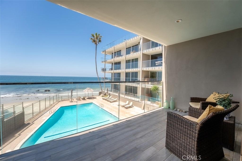 1585 S Coast - Photo 2