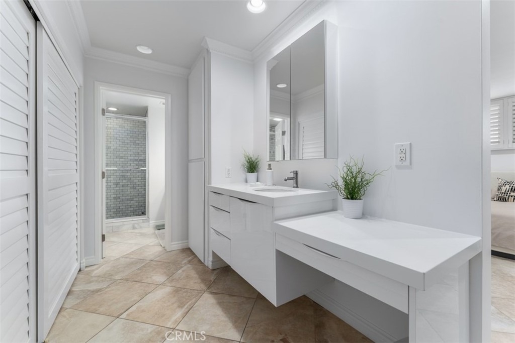 1585 S Coast - Photo 16