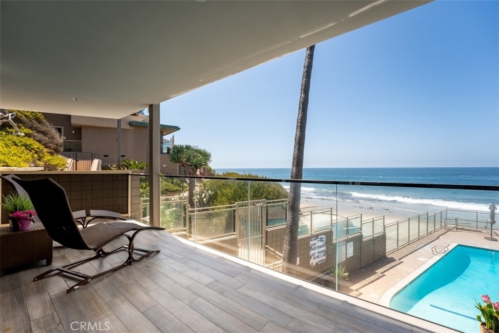 1585 S Coast - Photo 3