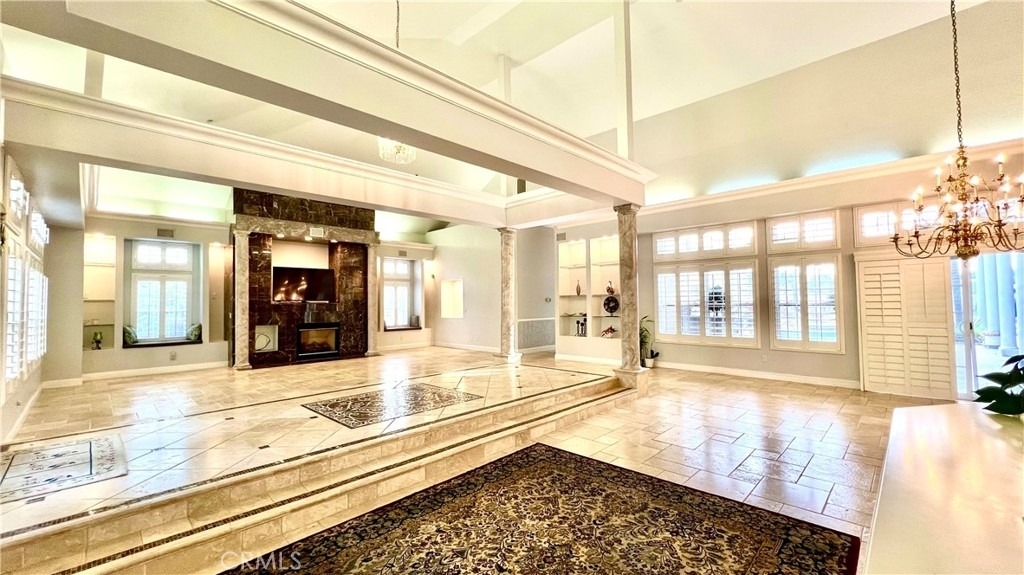 685 Bradbury - Photo 2