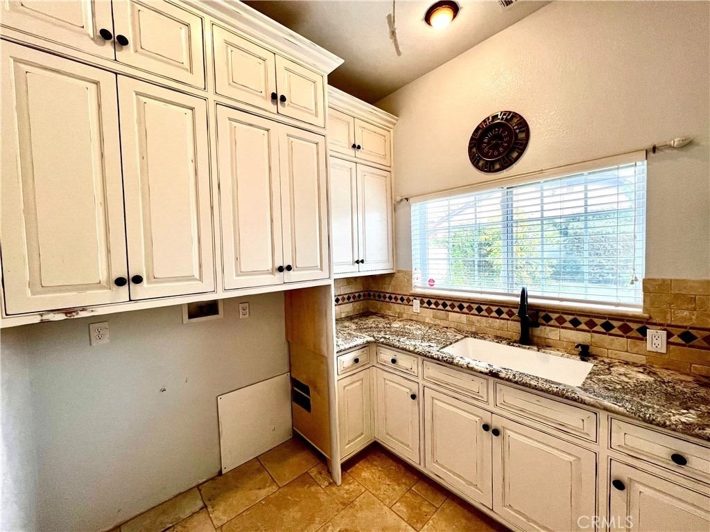685 Bradbury - Photo 21